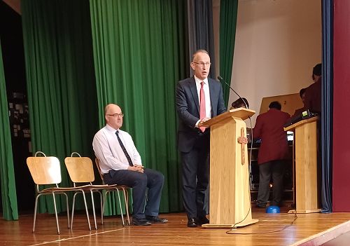 Mr Gordon Noble-Campbell