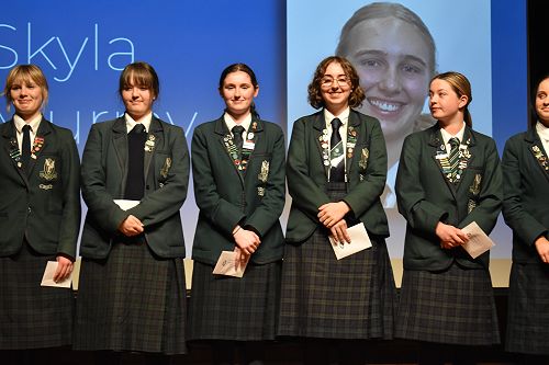 Monet Morrison, Brie Monk, Sam Mills, Zoe McElrea, Grace Johnston, Grace Hill