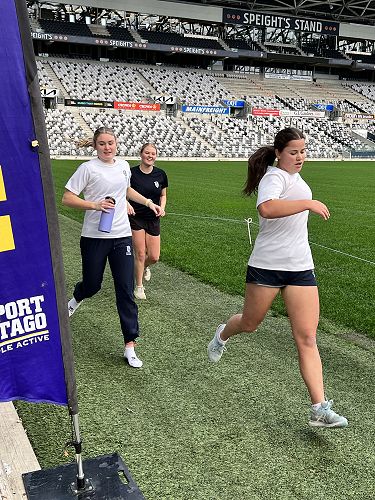 Team 1 finishes strong