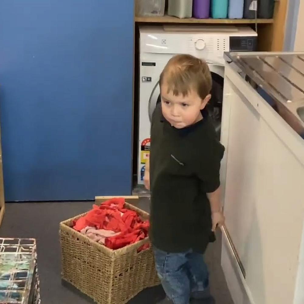 Video: Video 27 08 2024, 3 13 36 PM