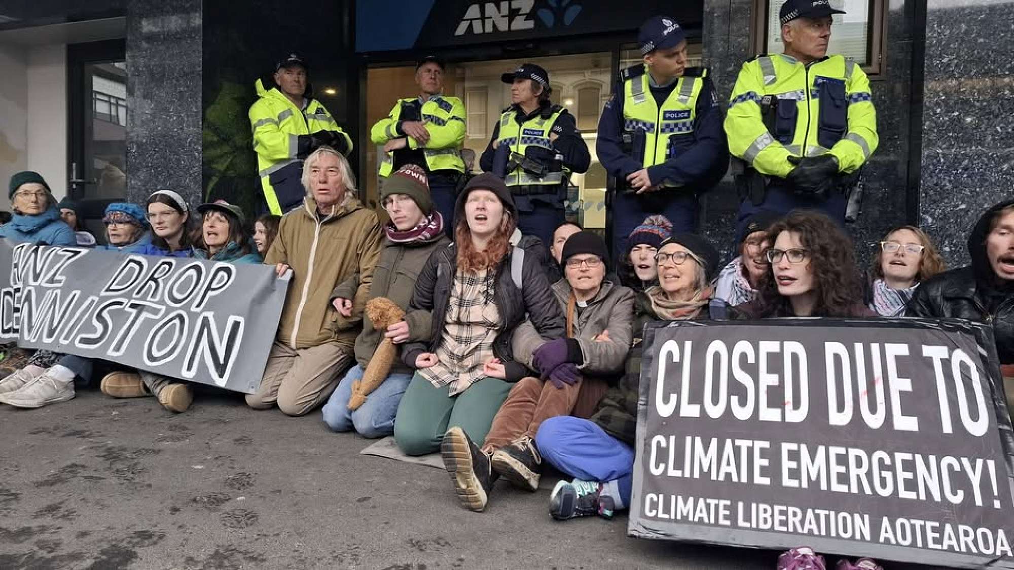 Anglicans Urge ANZ to End Coal Mine Support