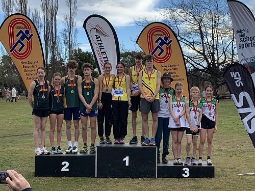 The Tasman Junior Mixed Relay team