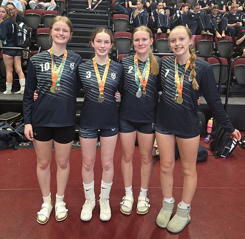 Aisling, Ailie, Anna and Elodie