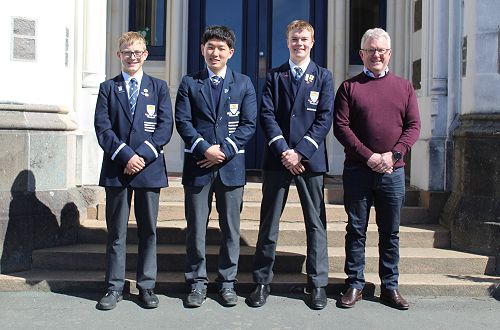 G.A. McLauchlan Co-Curricular Excellence Scholarship