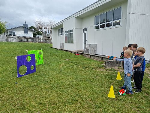 Nerf gun target shooting