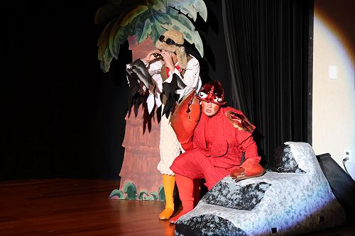Scuttle and Sebastian watching out for Ariel