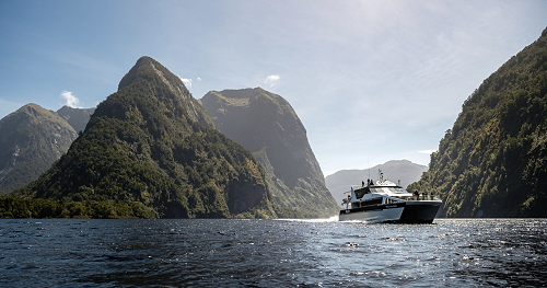 Day cruising to the Tasman Sea