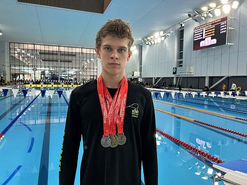 Gold Medals and Records Highlight Neo’s swimming Summer Campaign