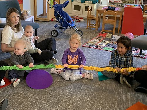 Wyatt, Liv, Juliet, Bea and Raiden music time at Sumner