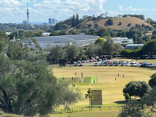 500-constrained-5d87f4d5-982c-472d-b2fa-d69bc3ceb8f2