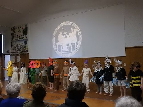 Kōwhai visited Greece too! And told us all about how seasons were created.