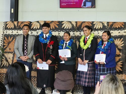 Heinrich Muller being recognised for his contributions to Performing Arts and Culture at the Pacific Student Leaders' breakfast.