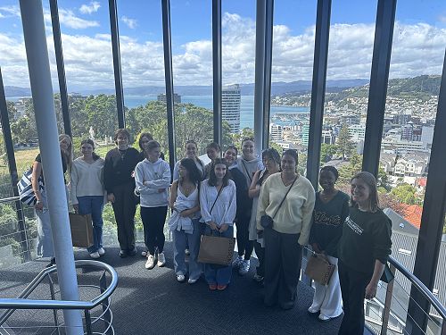 Victoria University tour with Liz