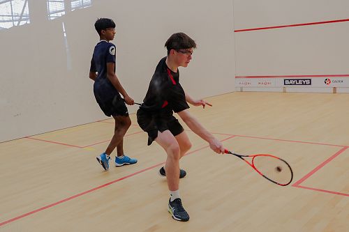 Riley Noonan (right)