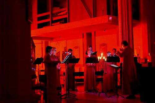 Cathedral Choir sing at the Tenebrae service