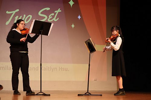 Two Set - Camila Barns & Kaitlyn Hsu