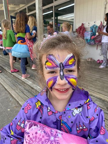 Amazing facepainting! This was a very popular stall at our fiesta.