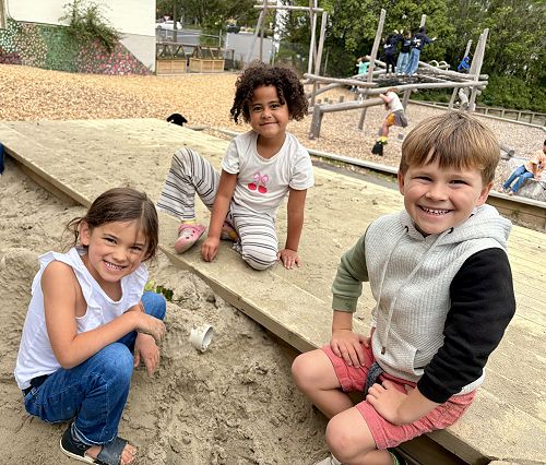 Happy sunny lunchtimes