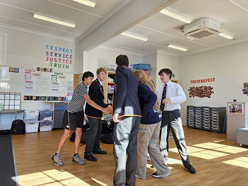 Te Rākau Theatre marae workshop