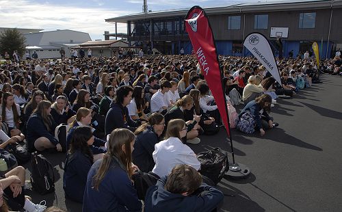 Students sitting in Tira groups