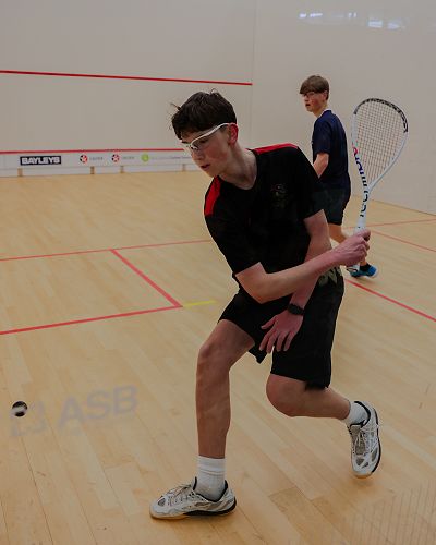 Taylor Vette (front)