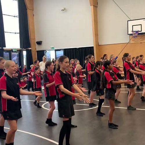 Video: He mihi atu nei