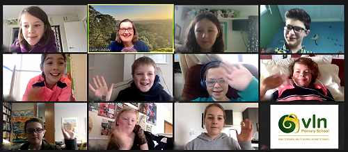 Lucie & Halfmoon Bay, Rakiura students in Digitech class.