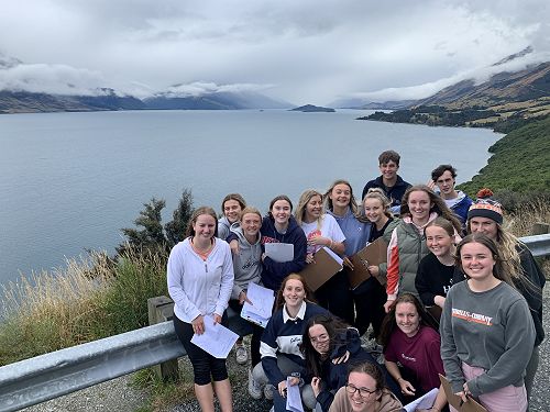 Identifying glacial features on the way to Glenorchy