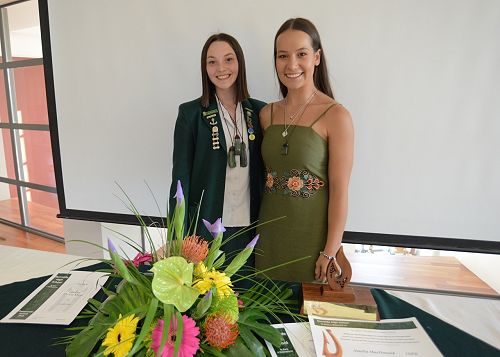Anika de la Mare and Amelia MacDonald