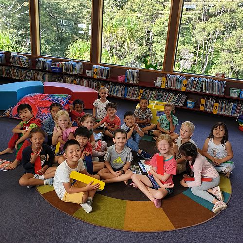 Rm 19 enjoying Library time