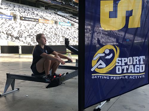 Isla Nicholson powering through the rowing leg