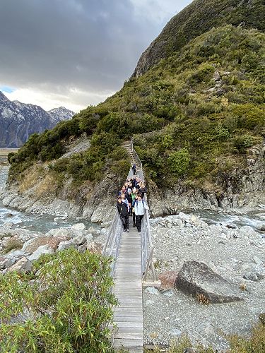 Climbing the Red Tarns track from Mt Cook Village