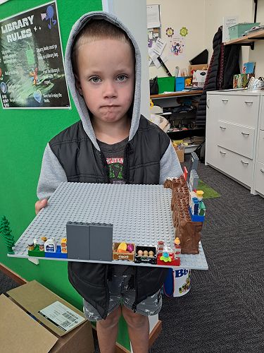 Lego Lunchtimes in the Library - Jax