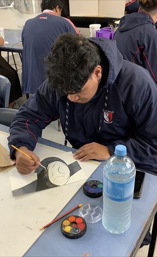 Walter is a dedicated artist putting his head down