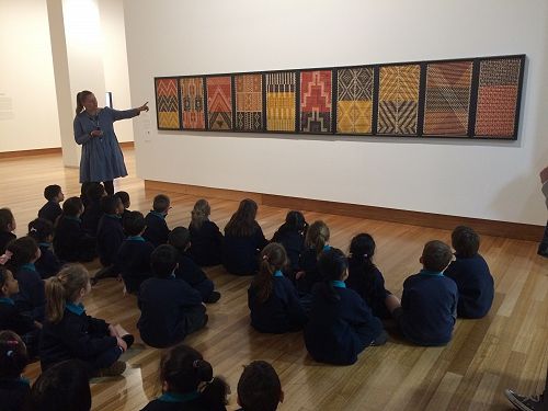 Briana explained to us the different meanings behind the tukutuku patterns.