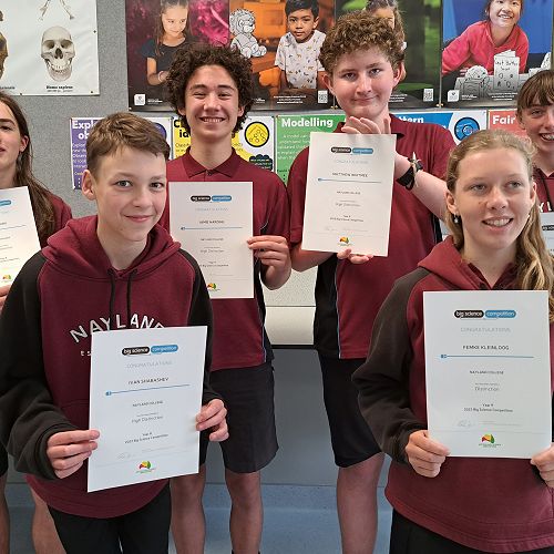 Students left to right: Mattie Lang, Ivan Shabashev, Jamie Harding,
Matthew Whitmee, Femke Kleinloog, Keshia Linyard.