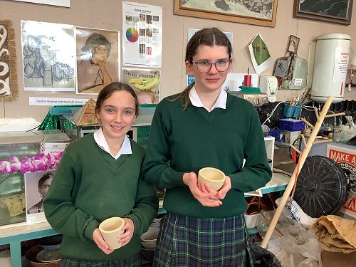Waiting for the first firing, Amelia and Emma