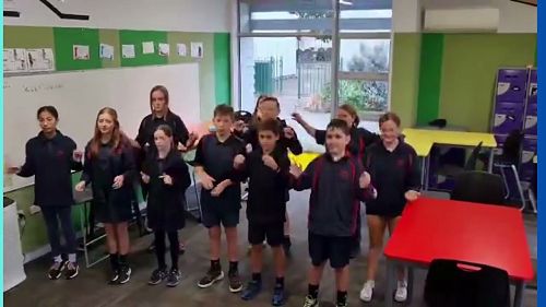 Video: The year 7's honouring new zealand sign language week 2
