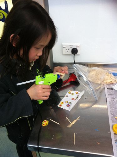 Serious hot glue gun action