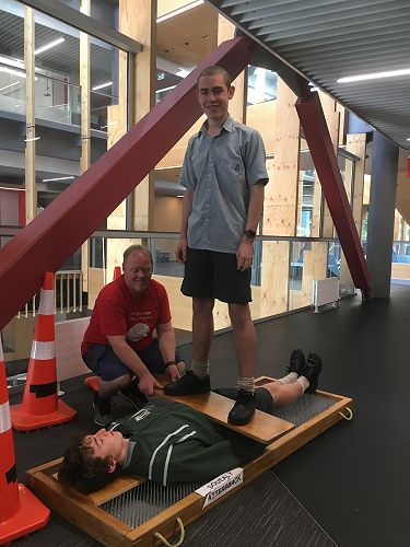 Bed of Nails demonstration at University of Canterbury (11SCIE trip)