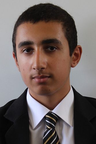 Junior oak recipient, Keyan Asadi