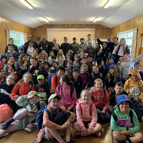 Some tired faces as we wait for the bus! 