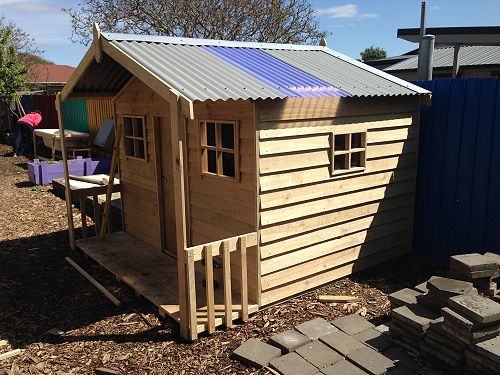 The new Whare (play house) in the Ruru play garden.
