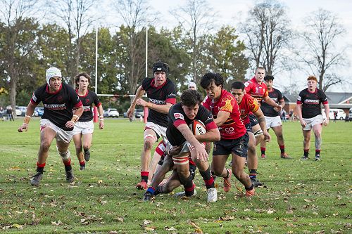 Momentum: Stijn Lutters makes ground for the attack.