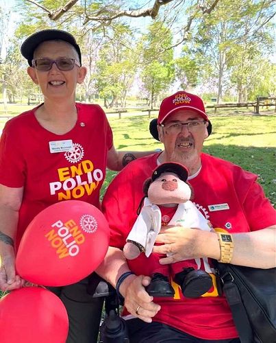 Wendy McIntosh, President of the Global Nurses and Midwives Rotary Club with Bill Peacock. 