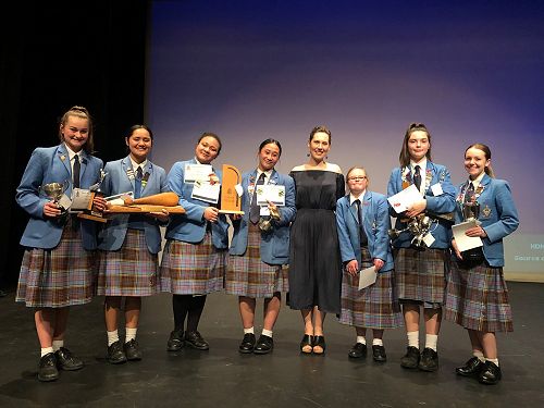 Katie Child, Monique Tahere, Meleana Veikoso, Serena Evile, Beth Goulstone, Katie Beamish, Nicole Pendreigh, Chloe Robertson