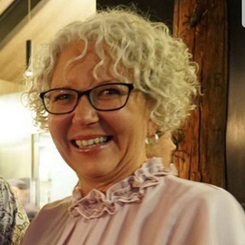 Colleen Flemmer has been a
huge supporter of Camp Purple Live since her son attended in 2016.  