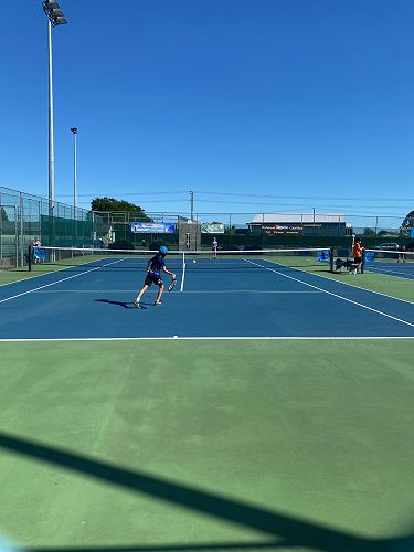 Sonny going up for a short ball