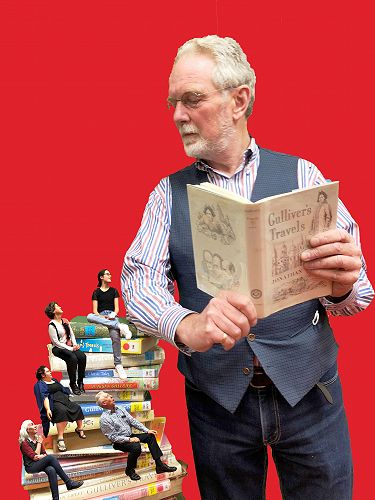 Dr Paul Tankard read
from Gulliver’s Travels for the March edition of Reading Allowed. Photo credit:  Jill Bowie