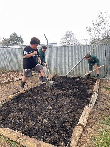 Preparing the Room 9 māra